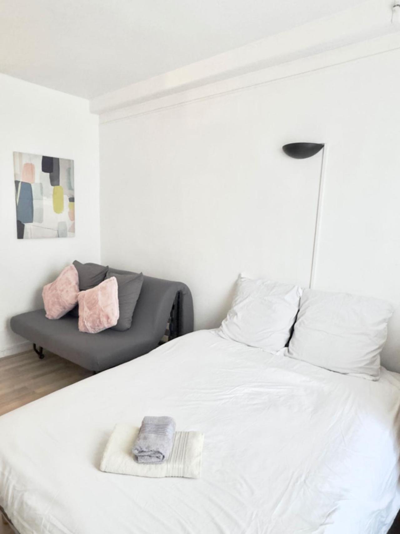 Ferienwohnung Devenez Voisin Du President Paris Exterior foto